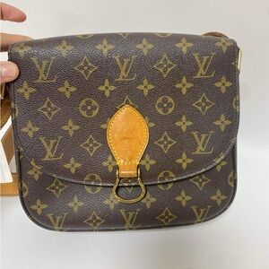 Authentic vintage mono, LV Crossbody, excellent condition